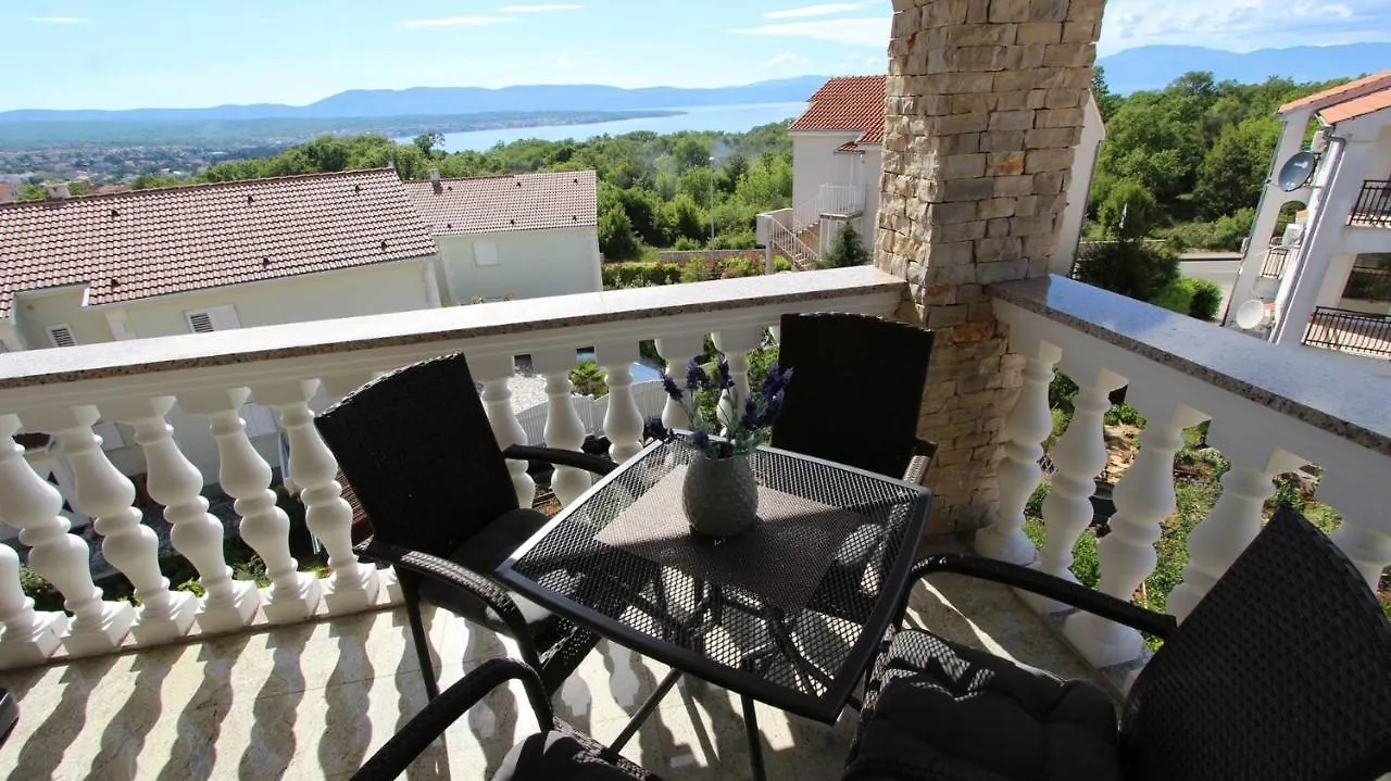 Apartments Jela Sveti Vid-Miholjice Guest house