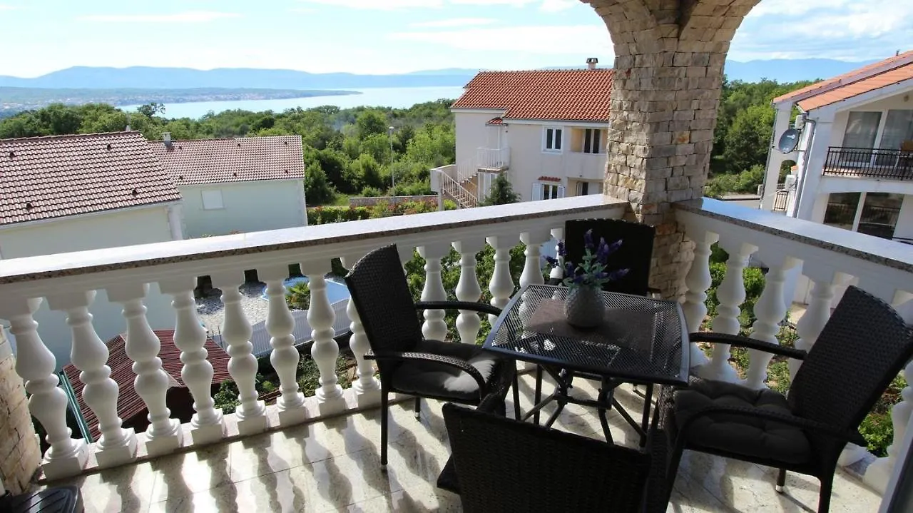 Apartments Jela Sveti Vid-Miholjice Guest house