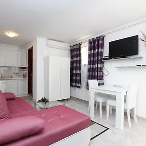 https://guesthouse-noella-mia.in-istria.net